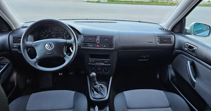 Volkswagen Golf cena 9900 przebieg: 140000, rok produkcji 2002 z Opole małe 436
